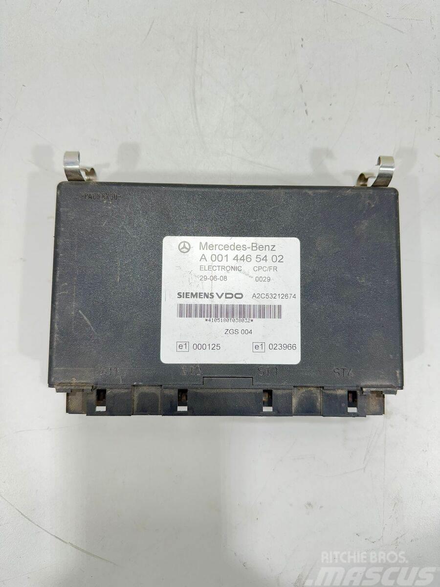 Siemens /Tipo: V90 R.3.44-1 / Unidade de Controlo Motor CP Electronics