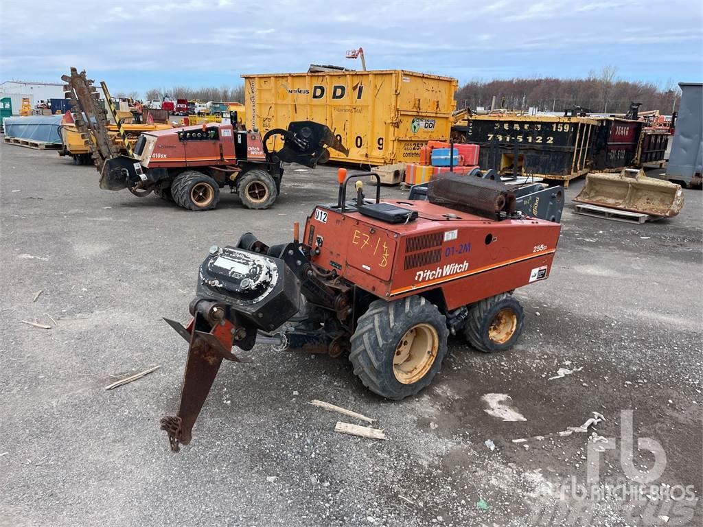 Ditch Witch 255SX Trenchers