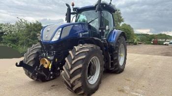 New Holland T7.315 Next Gen Blue Power Tractor