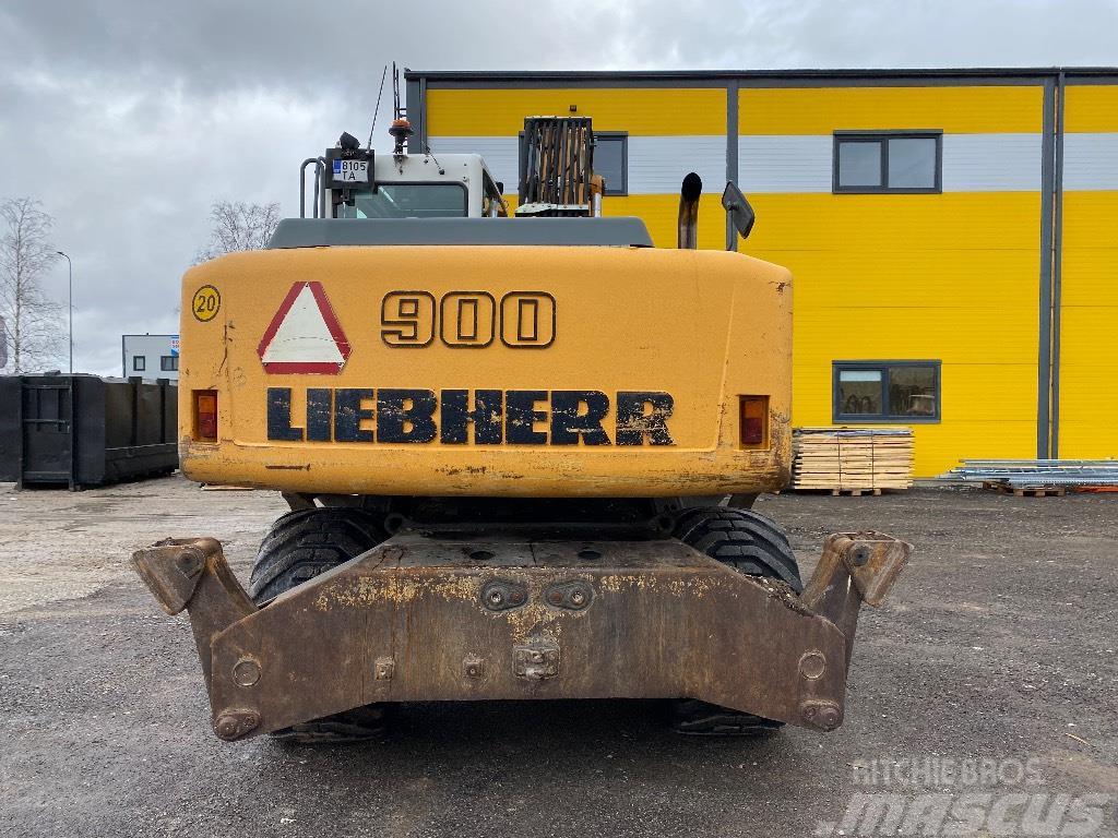 Liebherr A 900 C Wheeled excavators