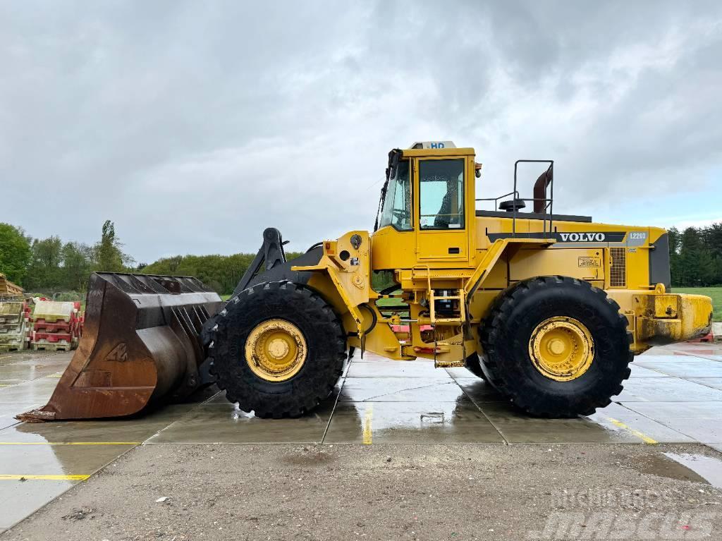 Volvo L220D - Central Greasing / Dutch Machine Wheel loaders