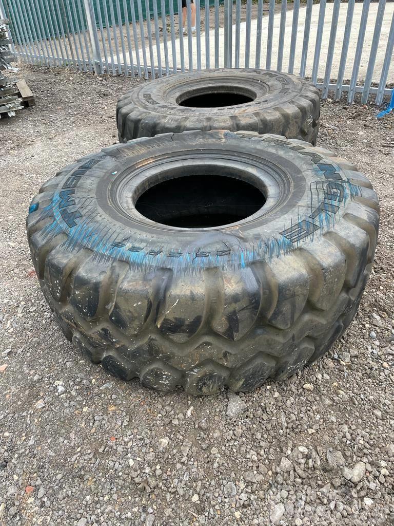 Triangle Earthmover 23.5R25 Tyres, wheels and rims