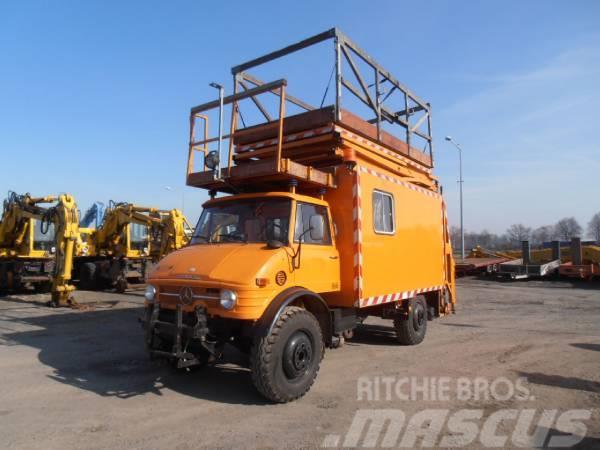 Unimog PODNOŚNIK KZW MPK POGOTOWIE SIECIOWE Truck & Van mounted aerial platforms