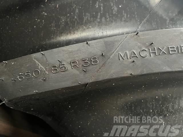 Michelin MachXBib Tyres, wheels and rims