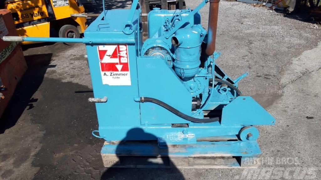 Hanix 32 HP Other
