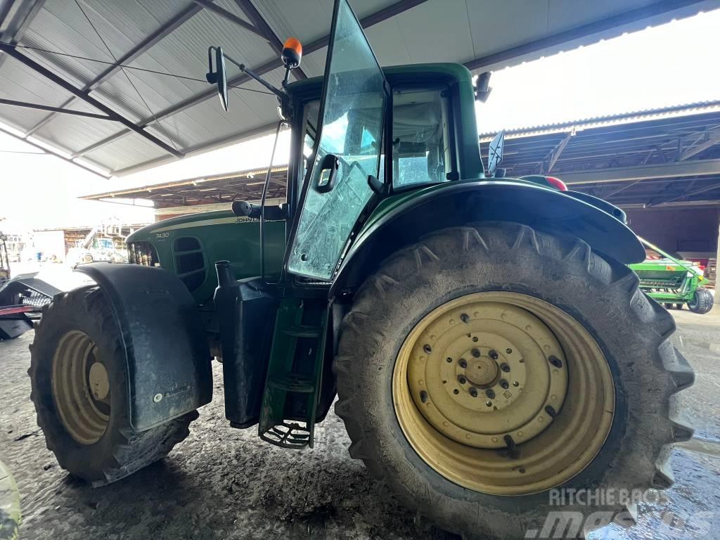 John Deere 7430 Premium Tractors