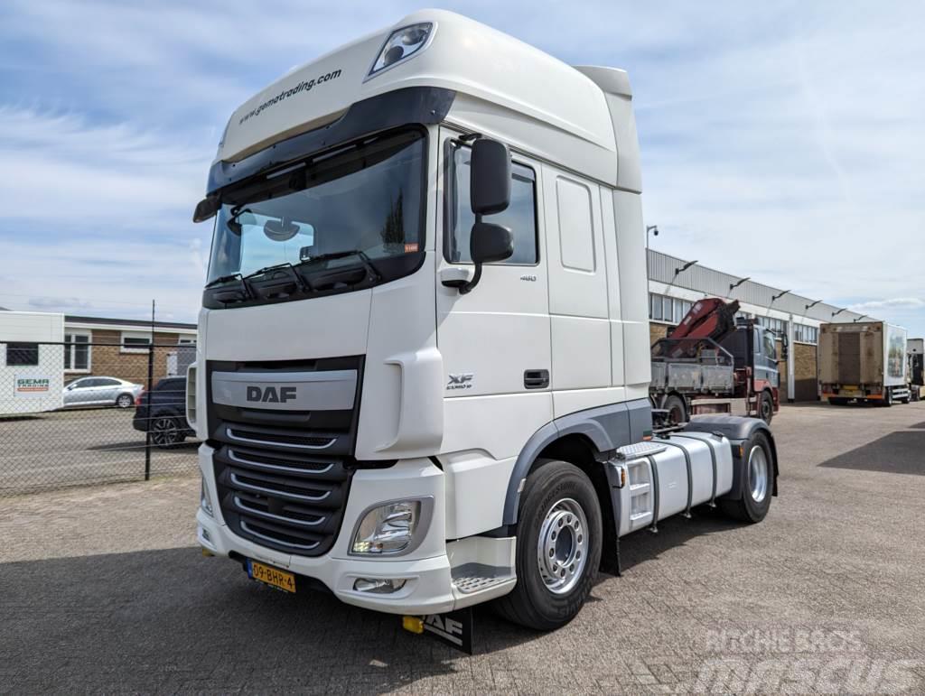 DAF FT XF460 4x2 Superspacecab Euro6 - Double Tanks - Tractor Units