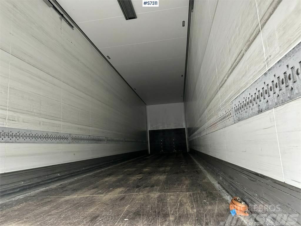 Schmitz Cargobull Box trailer with roller shutter Other trailers
