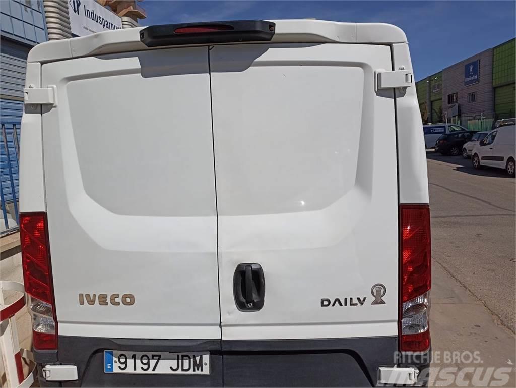 Iveco Daily Furgón 35C13 V 3520 H1 Leaf 9.0 126 Panel vans