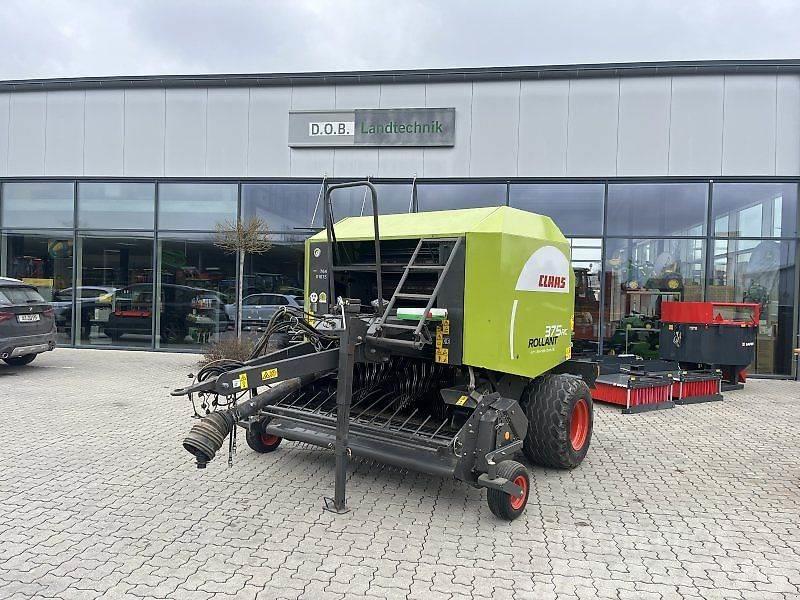 CLAAS Rollant 375 RC Square balers