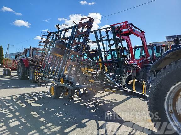 Multiva T700 Other tillage machines and accessories