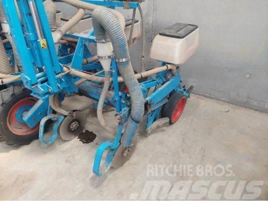 Ribouleau Monosem 6 RANGS Precision sowing machines