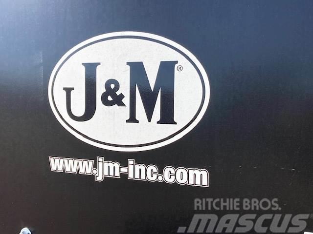 J&M LC390 Grain / Silage Trailers