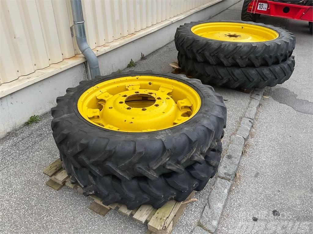  230/95R32 - 270/95R44 Tyres, wheels and rims