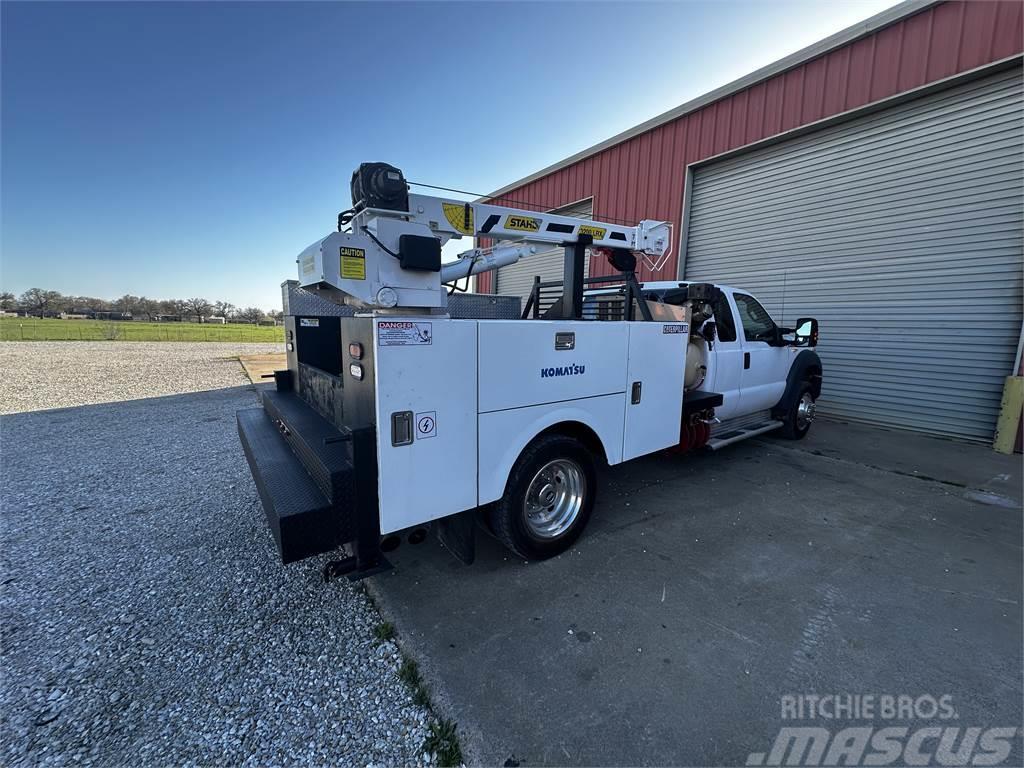 Ford F-450 Service Truck Other