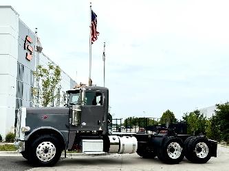 Peterbilt 389