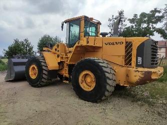 Volvo L 220 F