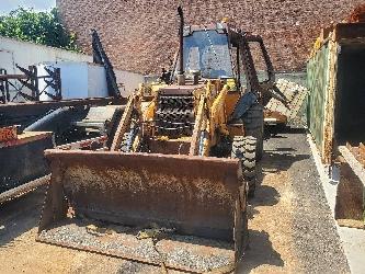 CASE 580 E