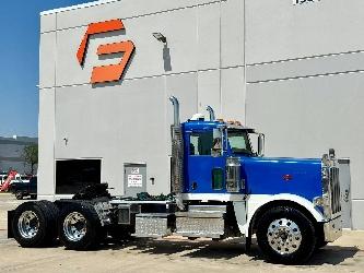 Peterbilt 389