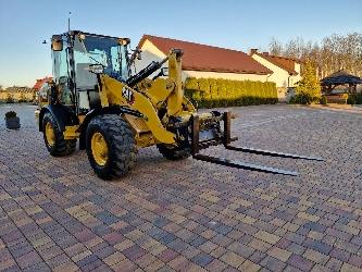 CAT 906 M