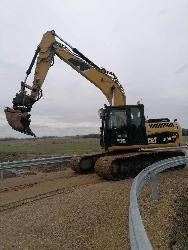 CAT 319 D L