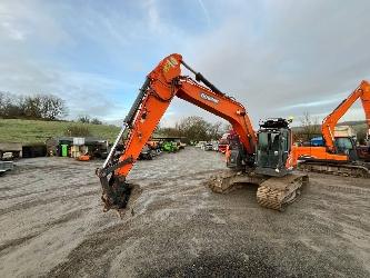 Doosan DX 235