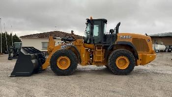 CASE 1021 F