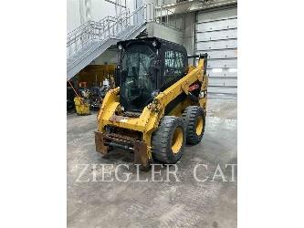CAT 242D