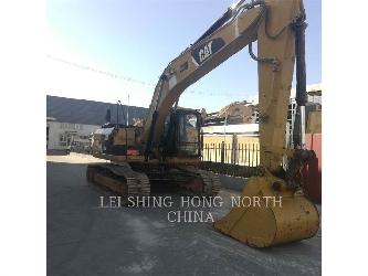 CAT 320D2L