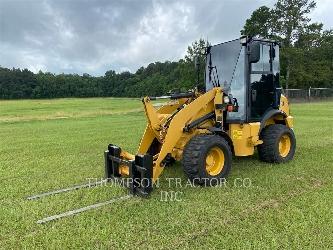 CAT 903 D