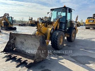 CAT 906H2