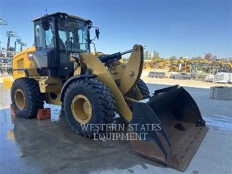 CAT 926M