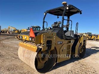 CAT CB7