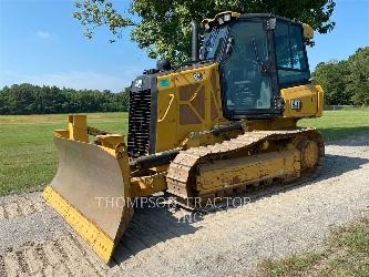 CAT D1