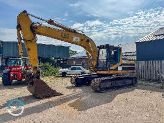 CAT 320L