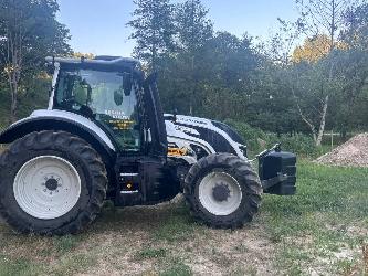 Valtra T 145
