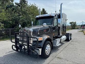 Peterbilt 567