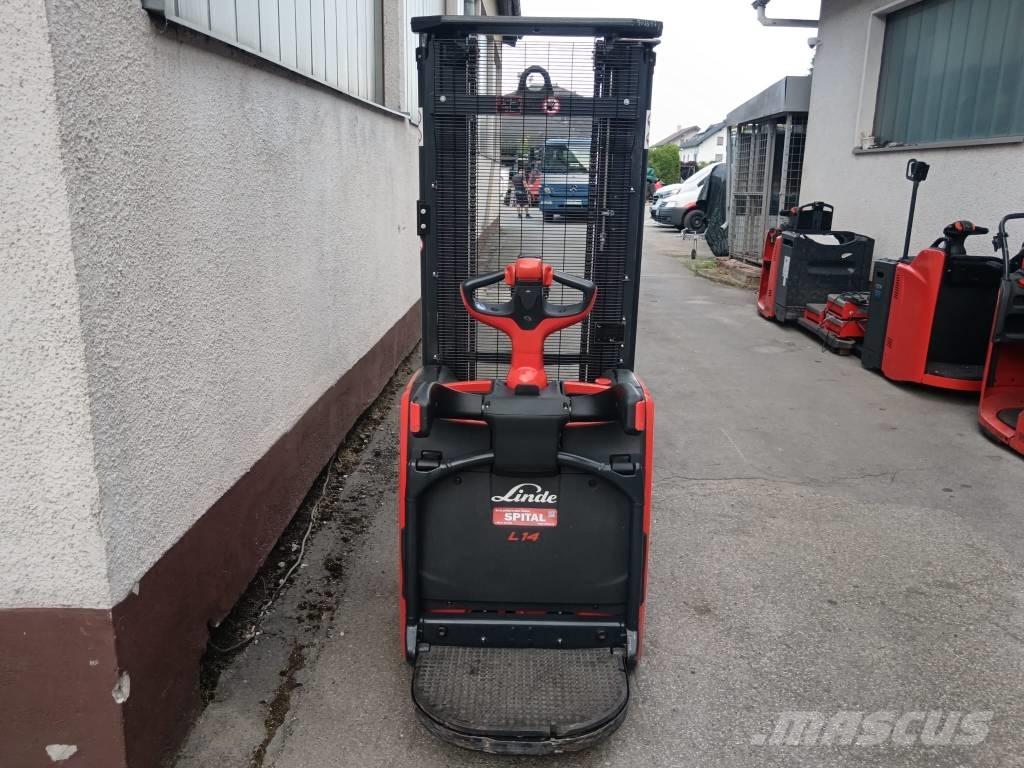 Linde L14AP Pedestrian stacker