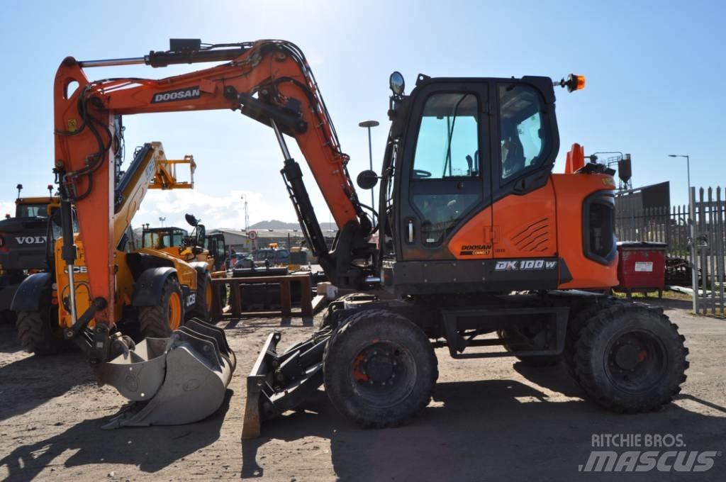 Doosan DX 100-7 Wheeled excavators