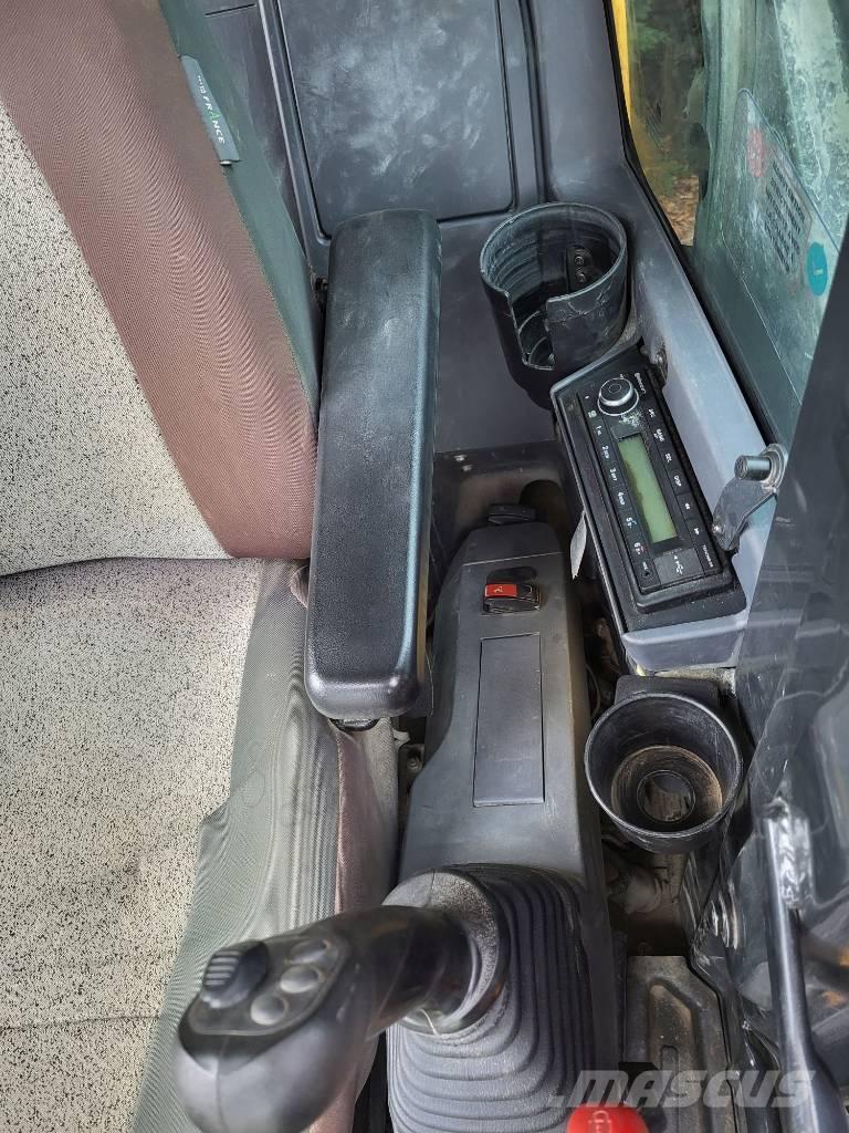 Komatsu PC88MR-11 Mini excavators  7t - 12t