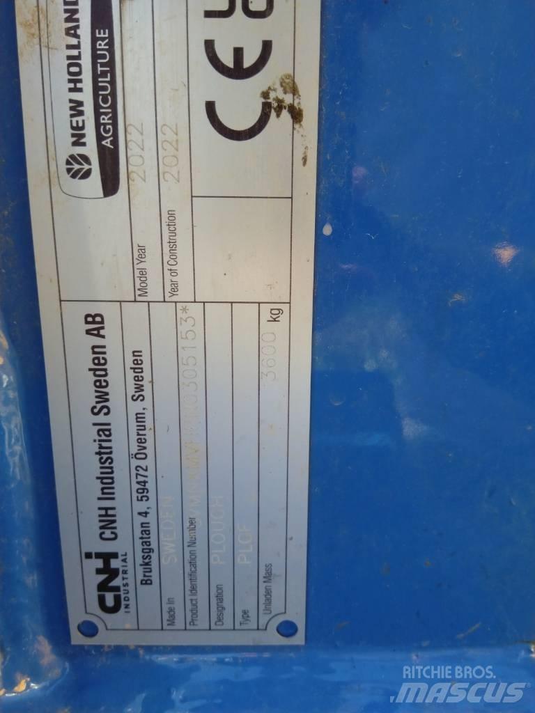 New Holland PXV6H Reversible ploughs