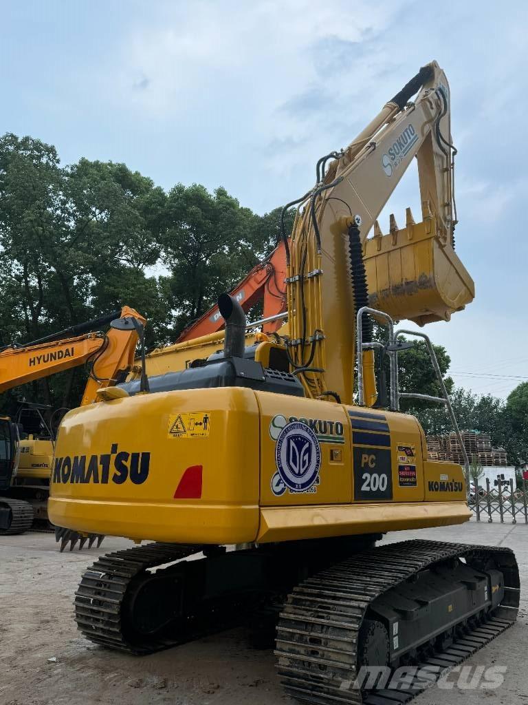 Komatsu PC 200-8 Mini excavators  7t - 12t