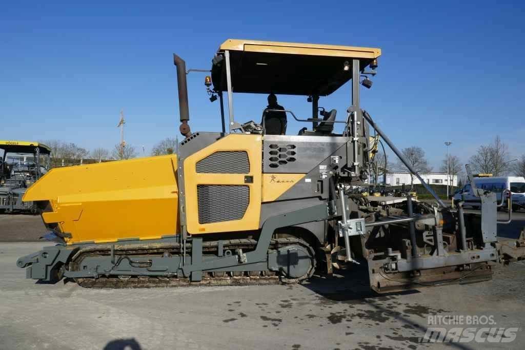 Volvo P 8820 C Asphalt pavers