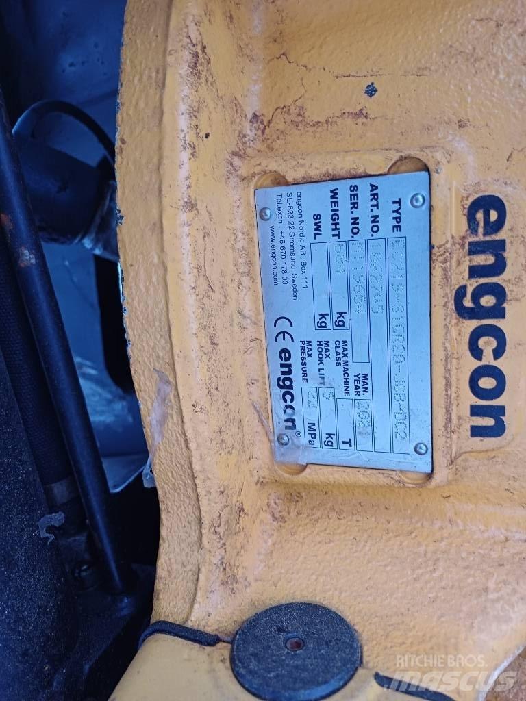 JCB JS 145 W Wheeled excavators
