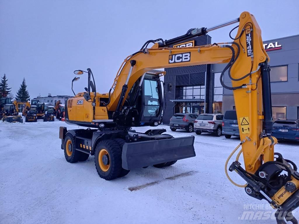 JCB JS 145 W Wheeled excavators