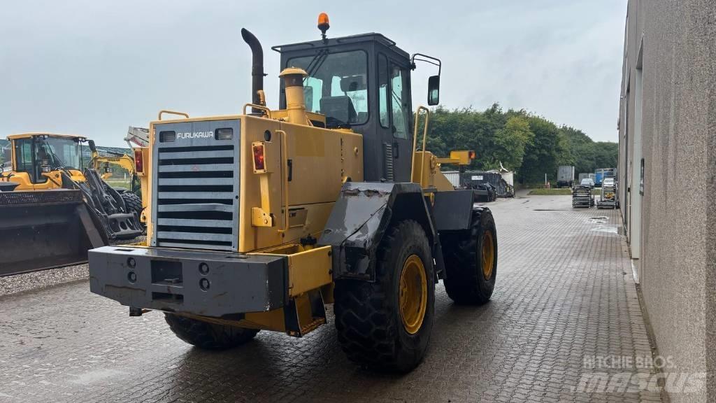 Furukawa 345 Wheel loaders