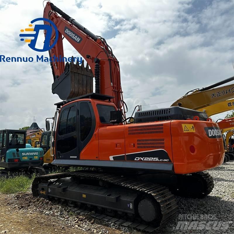 Doosan DX 225 LC-9C Crawler excavators