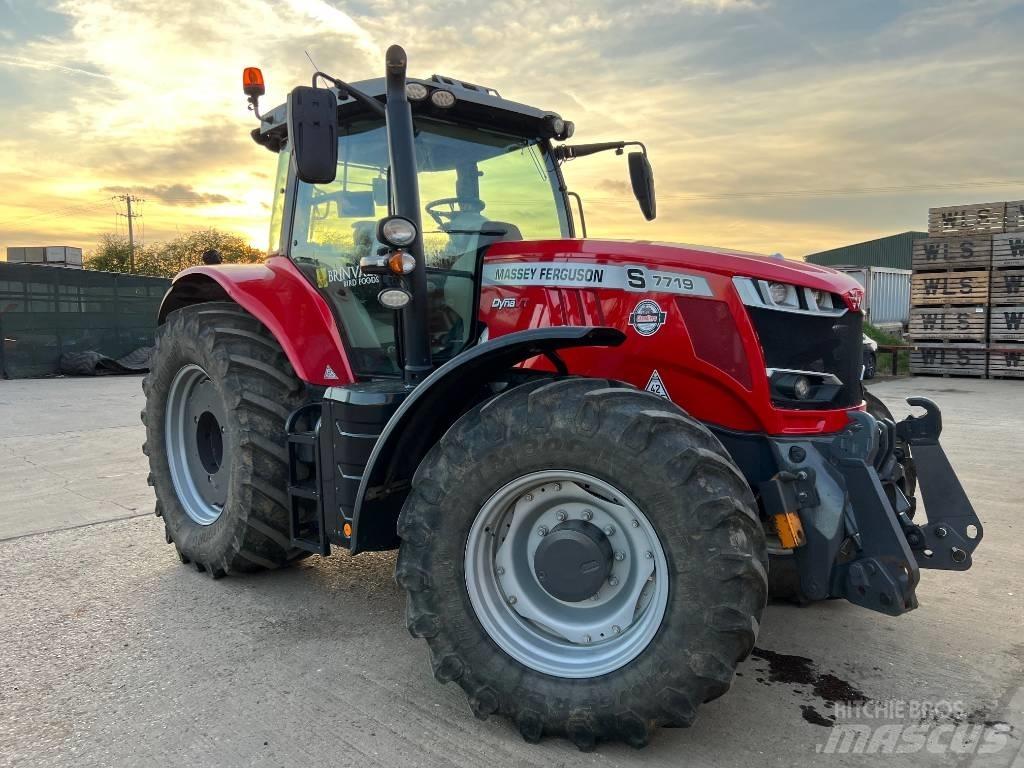 Massey Ferguson 7719 Tractors