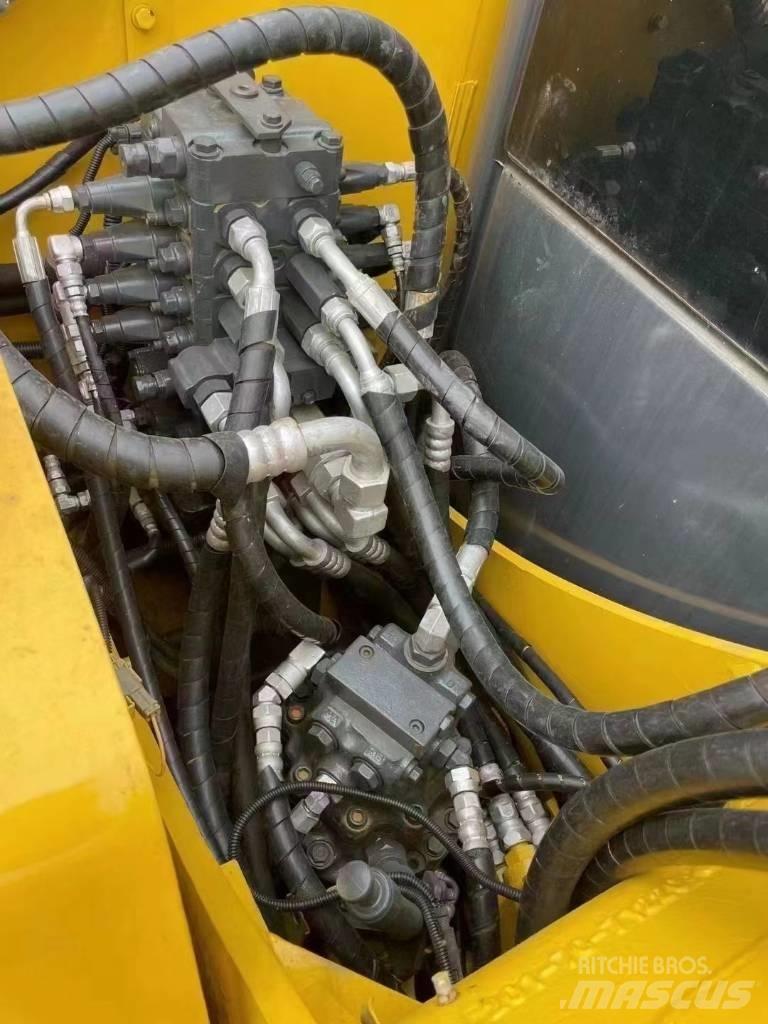 Komatsu PC 70 Crawler excavators