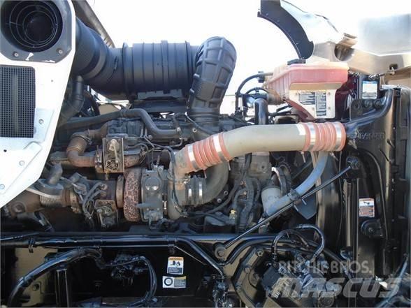 Kenworth T800 Chassis Cab trucks